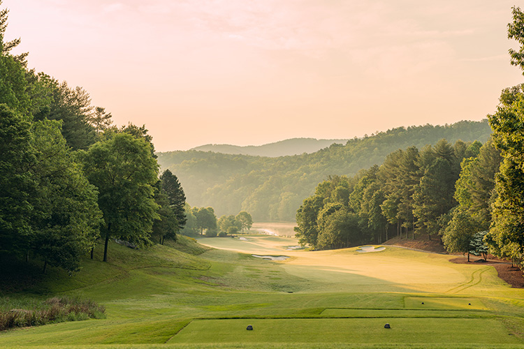 2021-05-19 Cover Cliffs Living - Lake Keowee, SC - Jack Robert Photography-4-golfvineyar